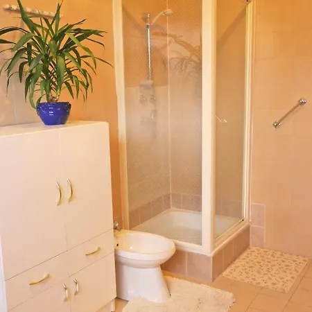 Azure Aparthotel *