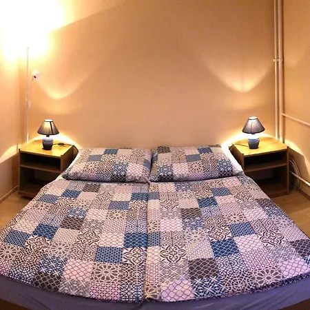 Aparthotel Azure *